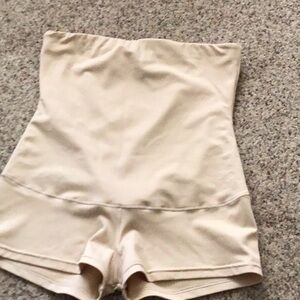 Flexees Women's Shapewear in Beige NWOT